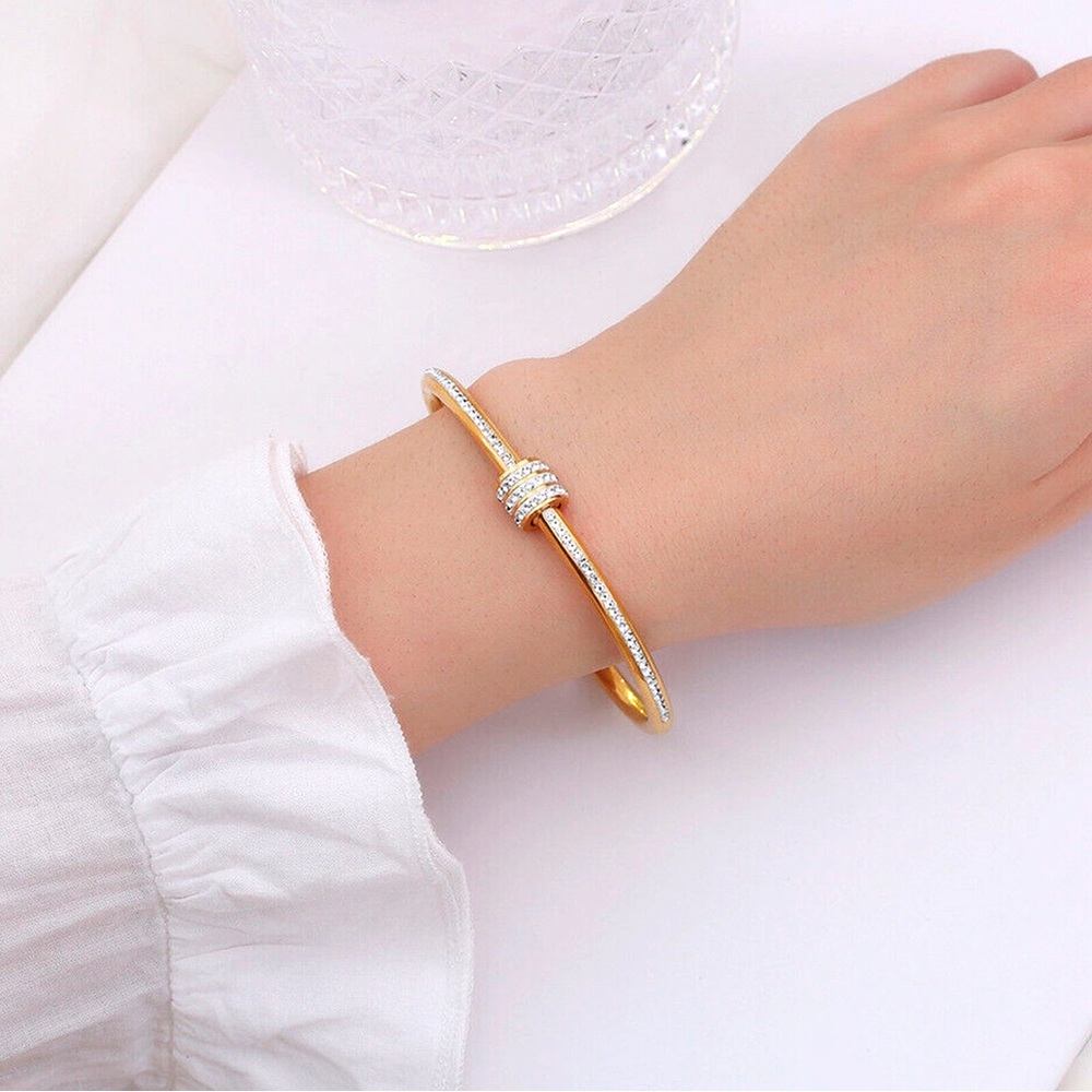 Elegant 18K Gold Plated Titanium Steel Bangle with Zircon Inlay